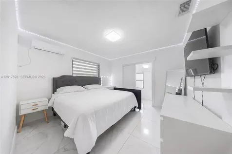 661 E 7th Street Hialeah FL 33010