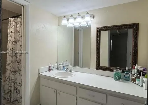 5501 NW 7th Street Miami FL 33126