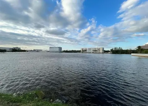 5501 NW 7th Street Miami FL 33126