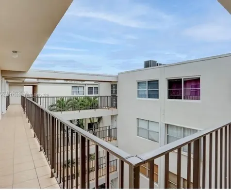 5501 NW 7th Street Miami FL 33126
