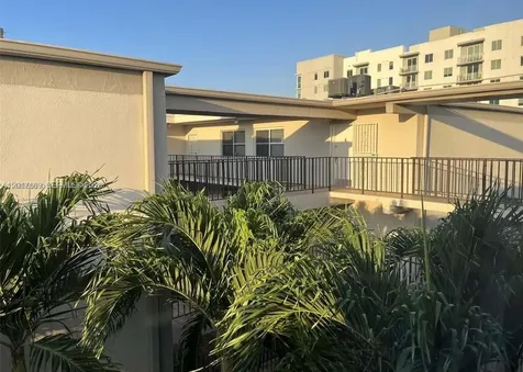5501 NW 7th Street Miami FL 33126