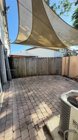8735 SW 152nd Avenue Miami FL 33193