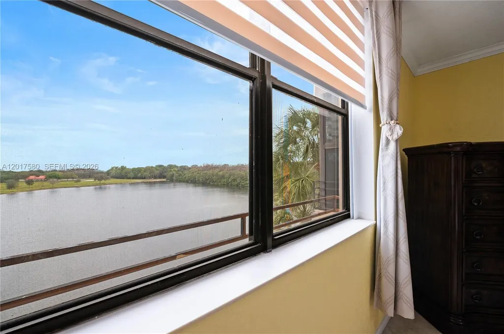 2768 S Carambola Circle S Coconut Creek FL 33066