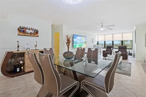 2768 S Carambola Circle S Coconut Creek FL 33066