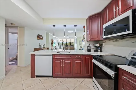 2768 S Carambola Circle S Coconut Creek FL 33066