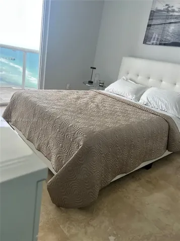 15811 Collins Avenue Sunny Isles Beach FL 33160