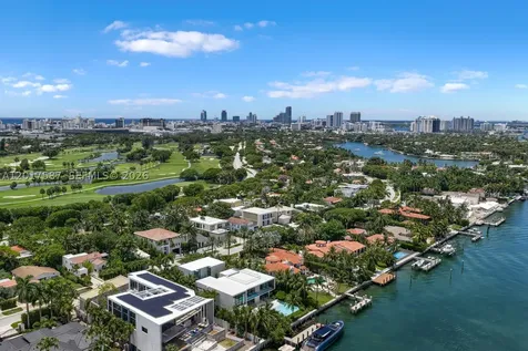 3045 N Bay Road Miami Beach FL 33140