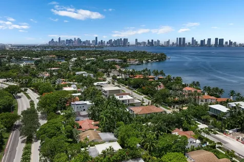 3045 N Bay Road Miami Beach FL 33140