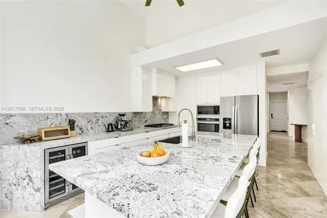10340 NW 46th Terrace Doral FL 33178