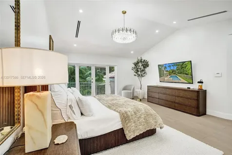 10340 NW 46th Terrace Doral FL 33178