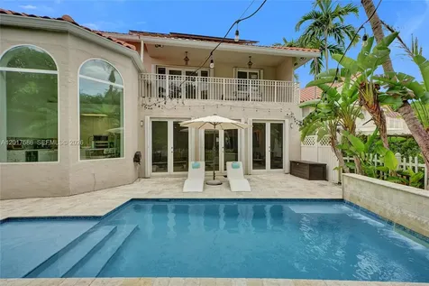 10340 NW 46th Terrace Doral FL 33178