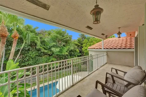 10340 NW 46th Terrace Doral FL 33178