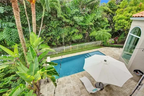 10340 NW 46th Terrace Doral FL 33178
