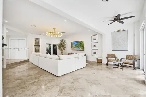 10340 NW 46th Terrace Doral FL 33178