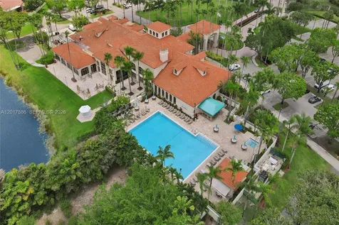 10340 NW 46th Terrace Doral FL 33178