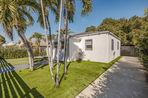 1451 NW 31st Street Miami FL 33142