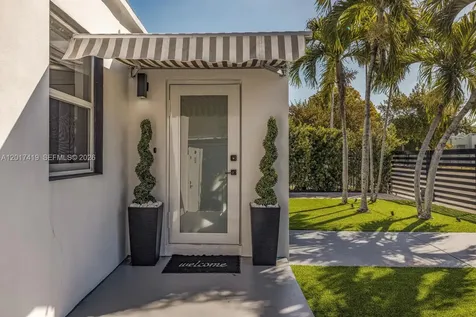 1451 NW 31st Street Miami FL 33142