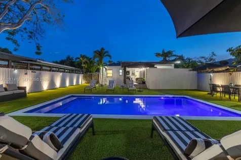 1451 NW 31st Street Miami FL 33142