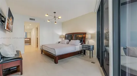 1000 Brickell Plaza Miami FL 33131