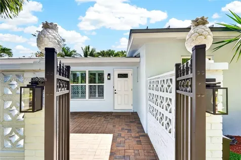 4010 NE 22nd Avenue Lighthouse Point FL 33064
