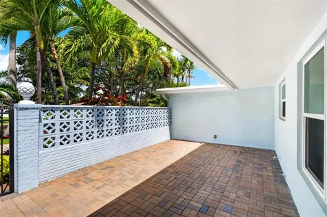 4010 NE 22nd Avenue Lighthouse Point FL 33064