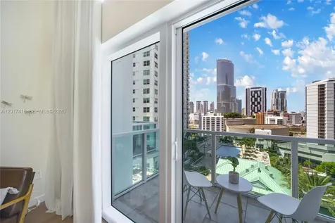 41 SE 5th Street Miami FL 33131