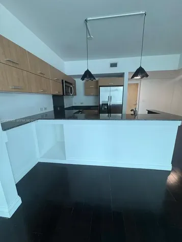 350 S Miami Avenue Miami FL 33130