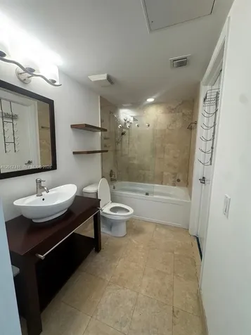 350 S Miami Avenue Miami FL 33130