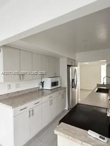 1362 NE 145th Street Miami FL 33161