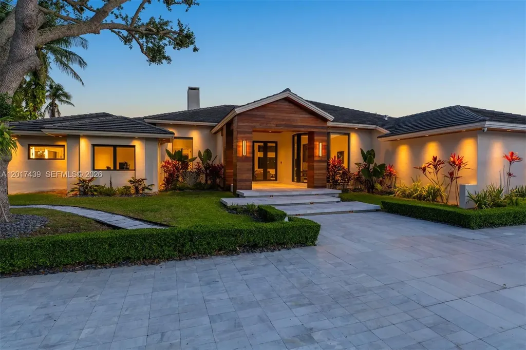 10040 SW 124th Street Miami FL 33176