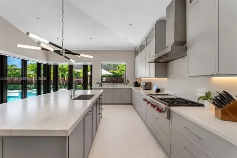 10040 SW 124th Street Miami FL 33176