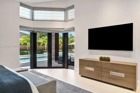 10040 SW 124th Street Miami FL 33176