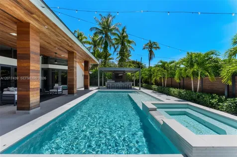 10040 SW 124th Street Miami FL 33176