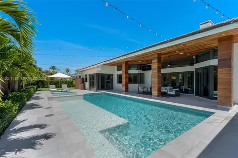 10040 SW 124th Street Miami FL 33176