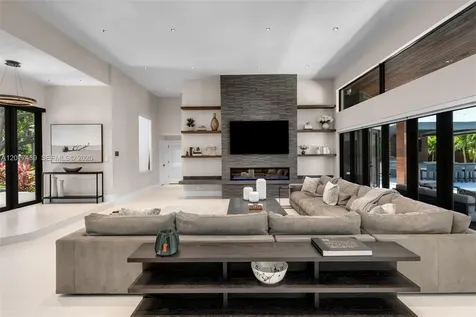 10040 SW 124th Street Miami FL 33176
