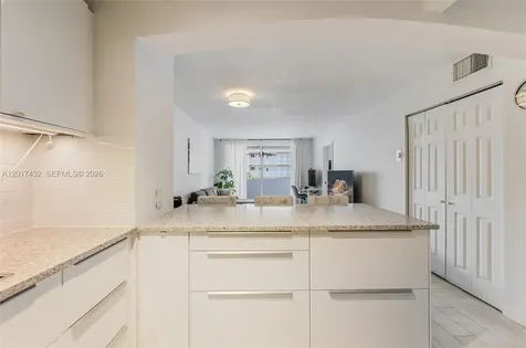 1331 Lincoln Road Miami Beach FL 33139