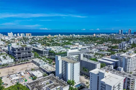 1331 Lincoln Road Miami Beach FL 33139
