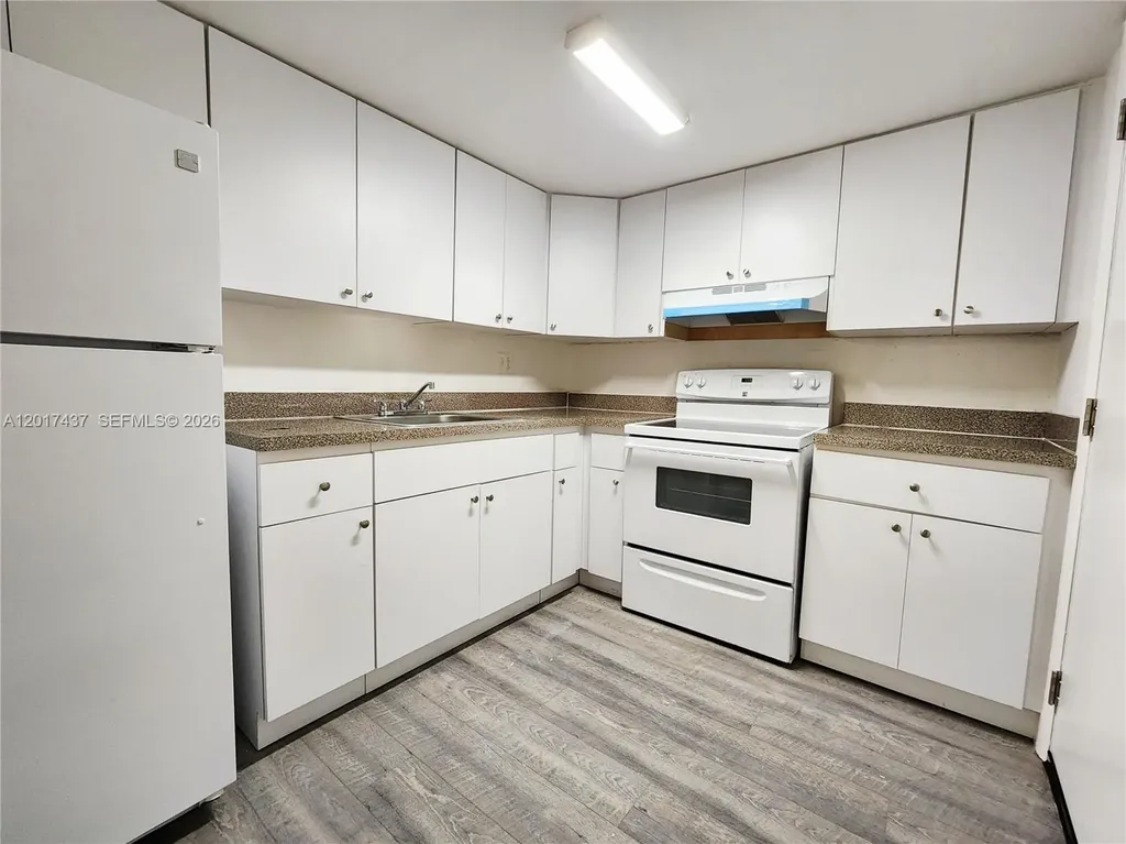 13285 NE 6th Avenue North Miami FL 33161
