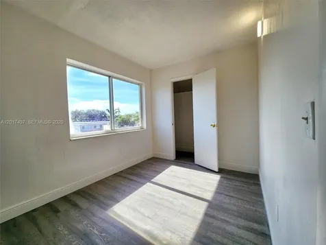 13285 NE 6th Avenue North Miami FL 33161