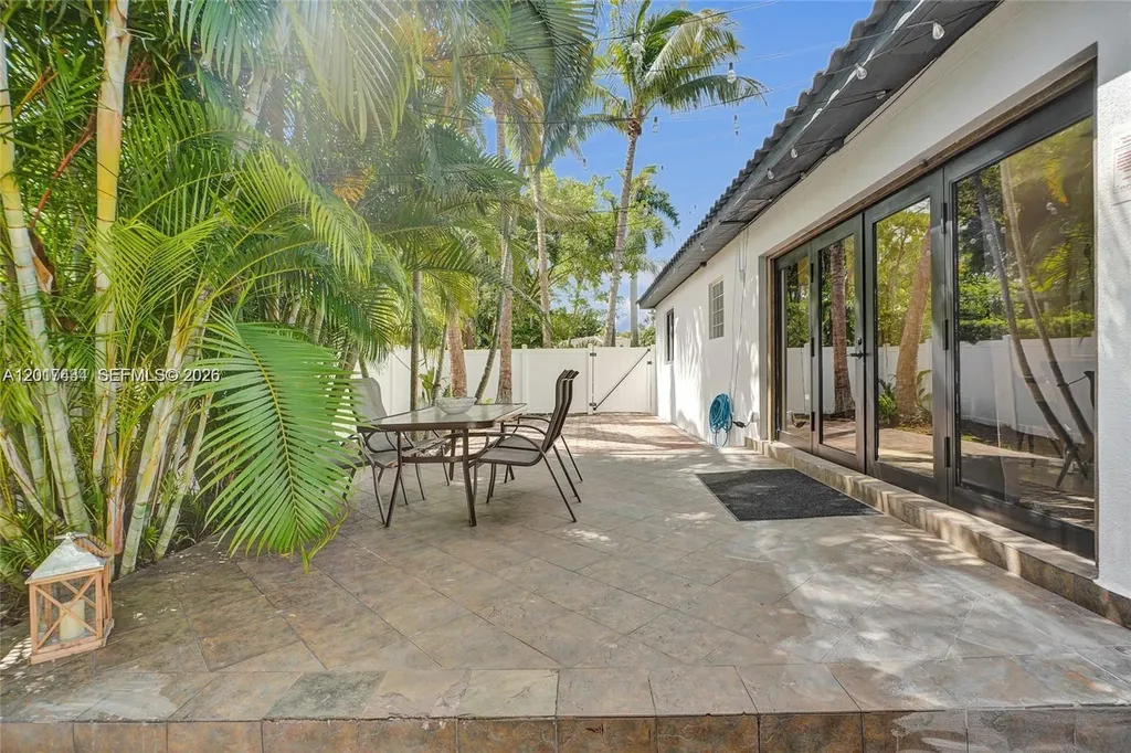 707 N 13 Avenue Hollywood FL 33019