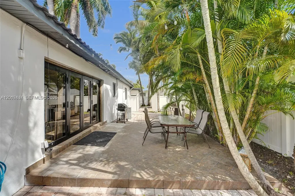 707 N 13 Avenue Hollywood FL 33019