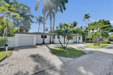707 N 13 Avenue Hollywood FL 33019