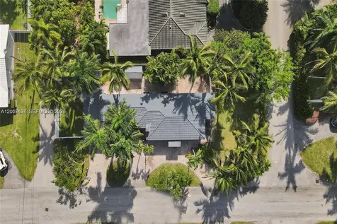 707 N 13 Avenue Hollywood FL 33019