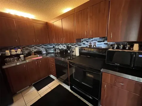 671 NE 195th Street Miami FL 33179