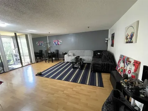 671 NE 195th Street Miami FL 33179