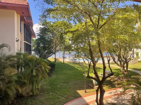 671 NE 195th Street Miami FL 33179