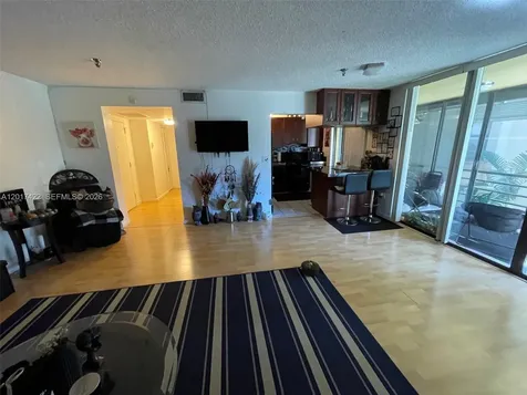 671 NE 195th Street Miami FL 33179