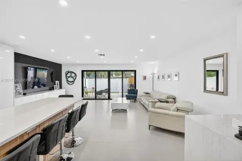 3848 Atlanta Street Hollywood FL 33021