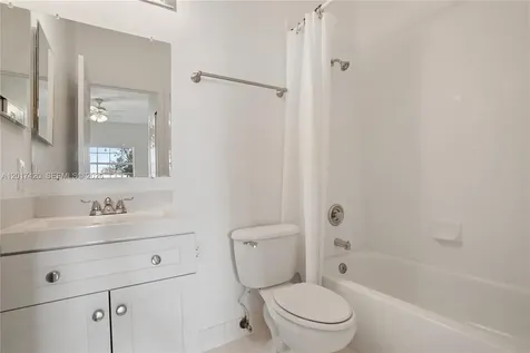 5610 NW 114th Place Doral FL 33178
