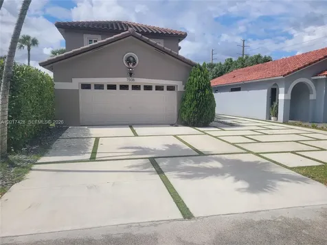 7506 NW 169th Terrace Hialeah FL 33015